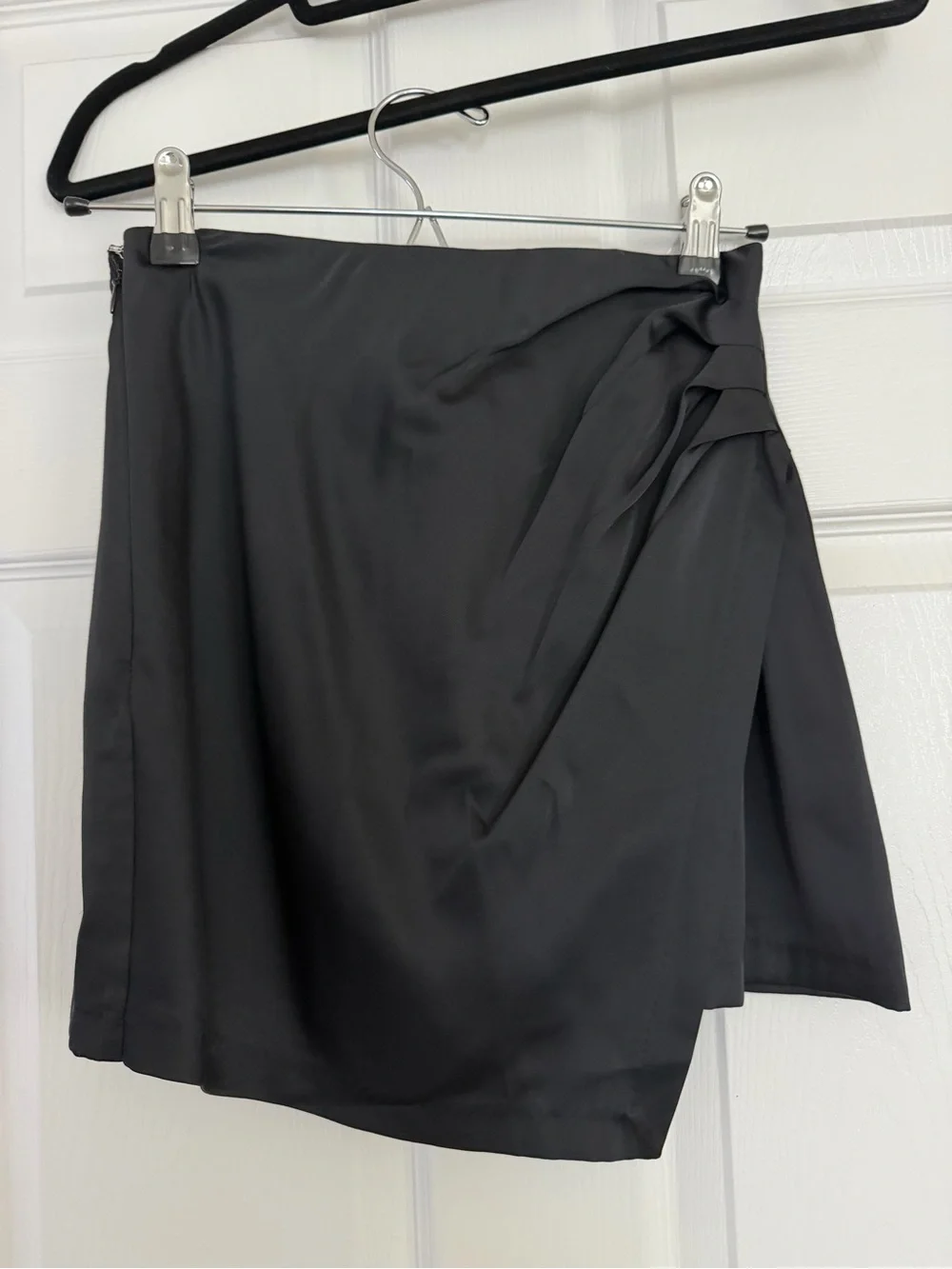 Abercrombie & Fitch Black Satin Skort